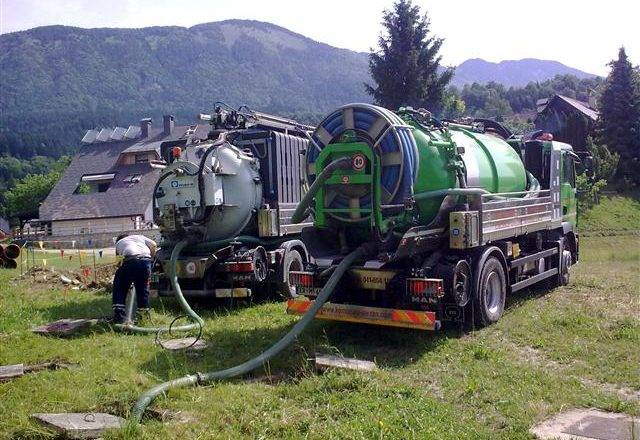 Praznjenje greznic na kmetijskih površinah in kmetijah